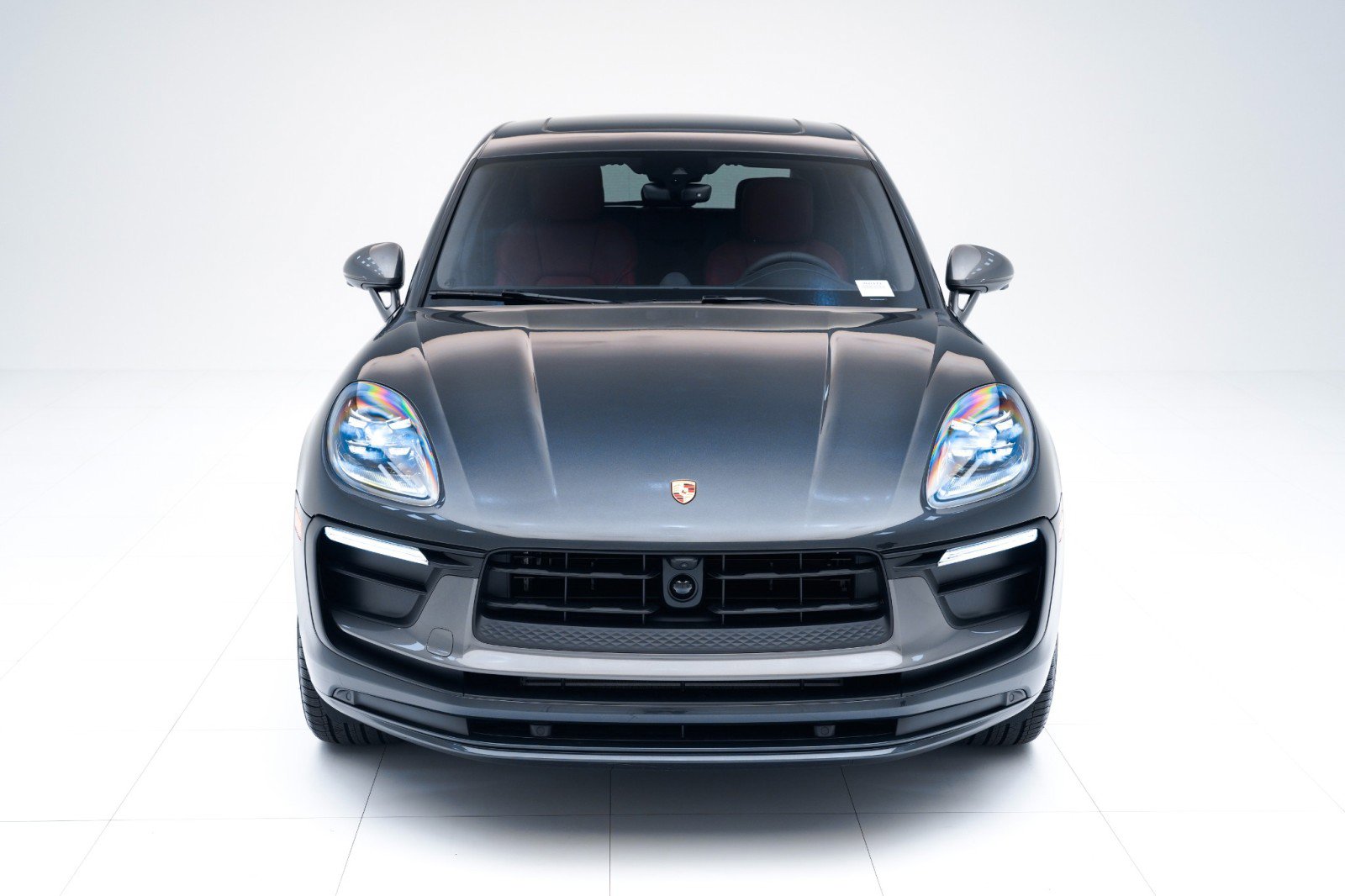 New 2026 Porsche Macan AWD/4WD image 6