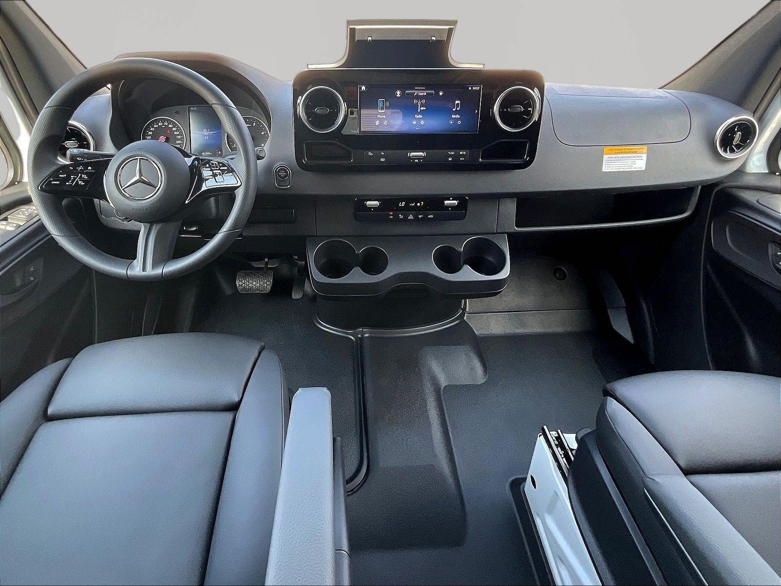 New 2026 Mercedes-Benz Sprinter 2500 image 9