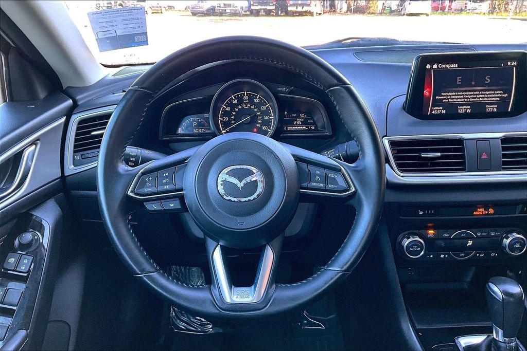 Used 2018 MAZDA MAZDA3 Touring image 7