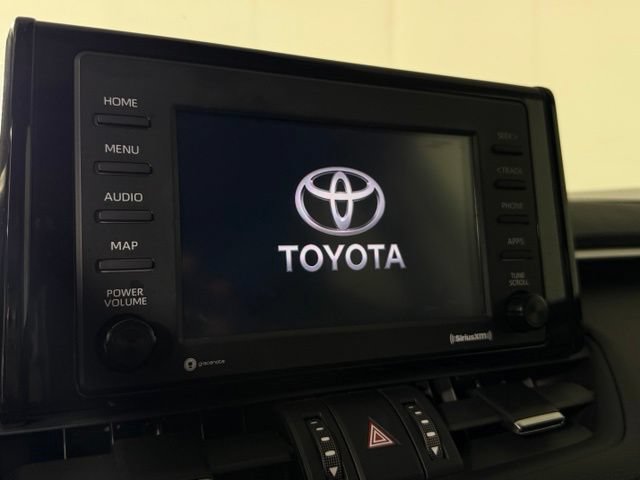 Used 2021 Toyota RAV4 XLE Premium FWD image 18