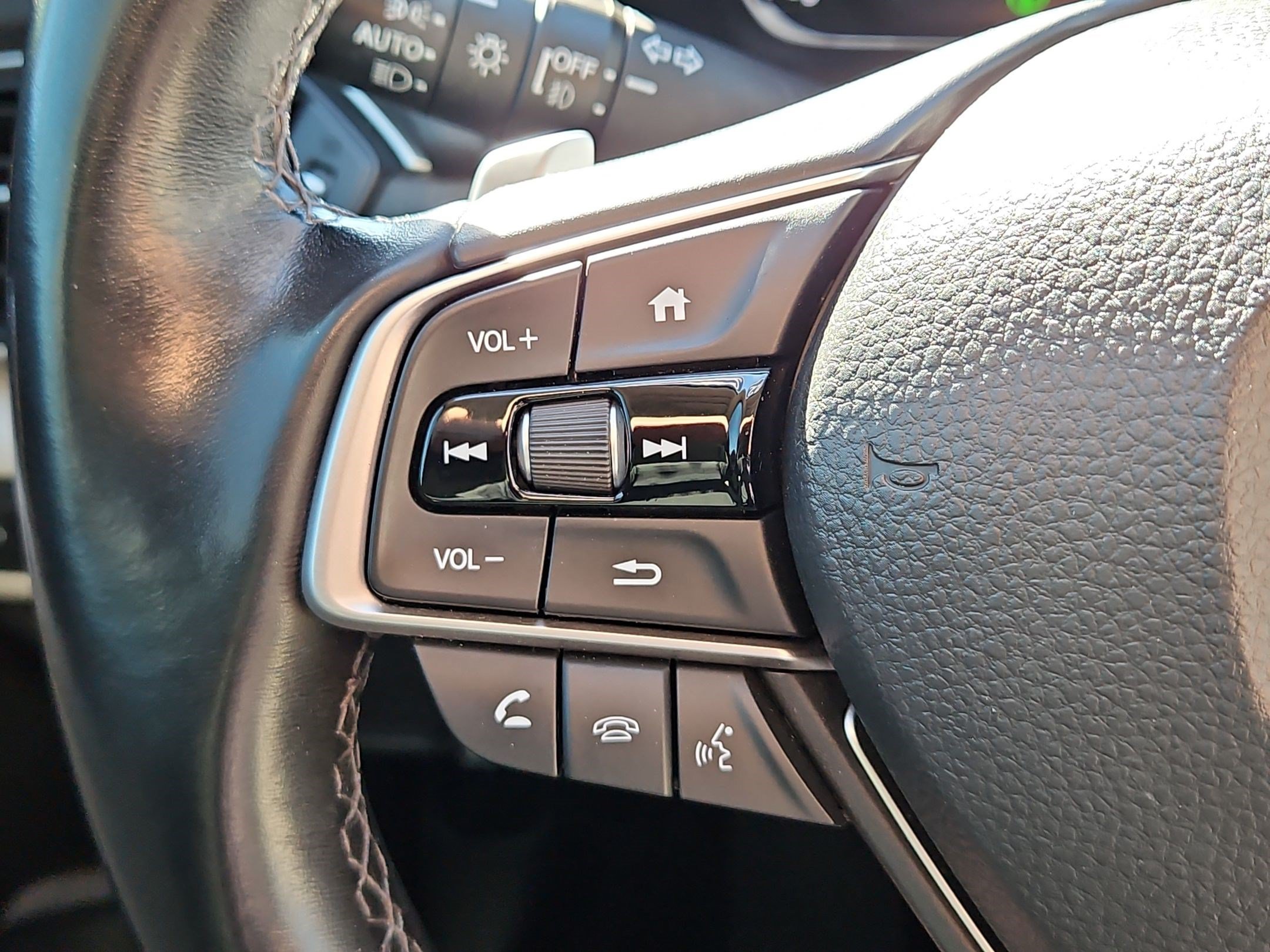 Used 2022 Honda Accord Touring image 17