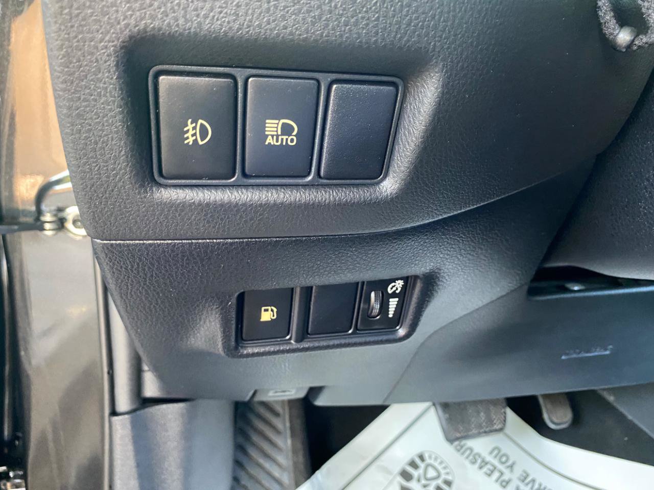 Used 2018 Toyota C-HR XLE FWD image 67