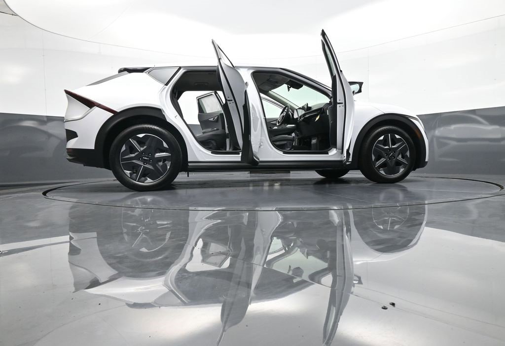 New 2025 Kia EV6 Light image 46