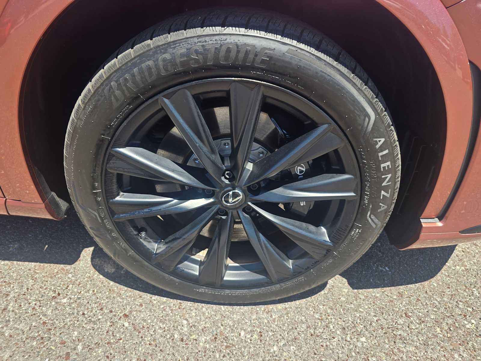 Used 2023 Lexus RX 500h F Sport w/ Cold Area Package AWD/4WD image 9