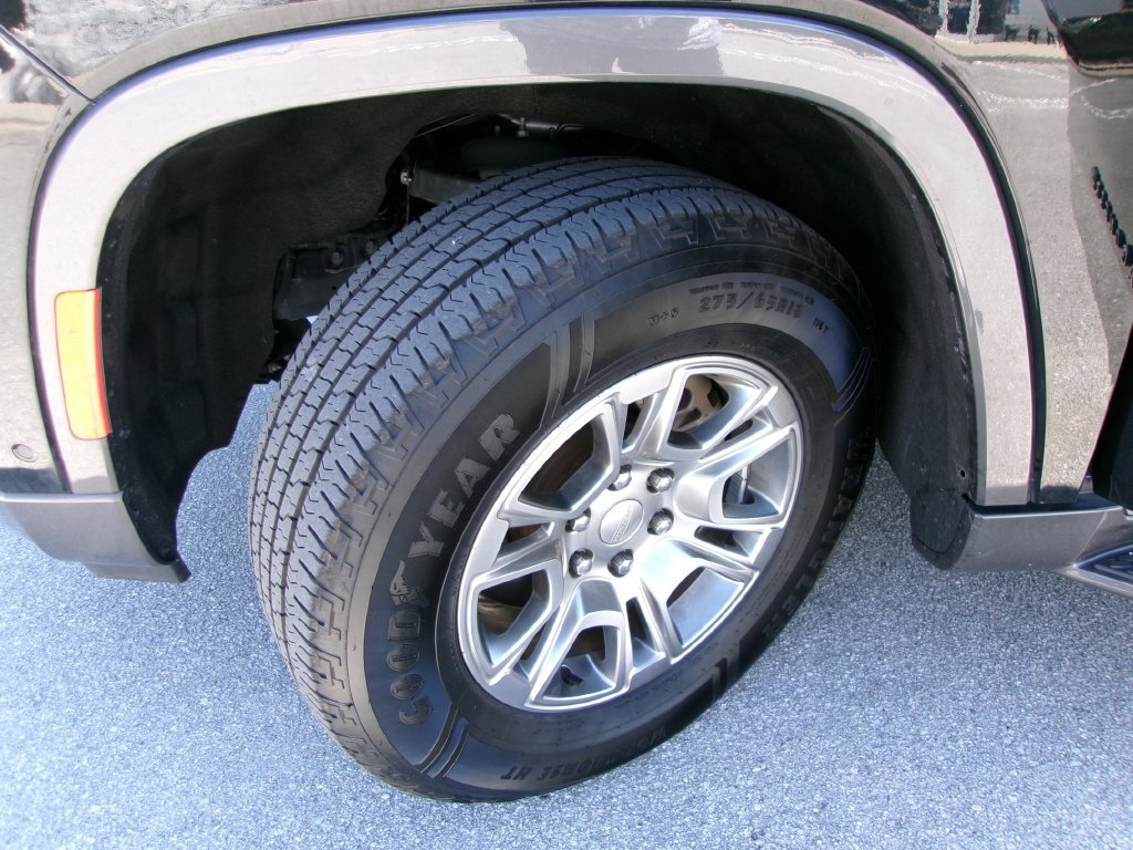 Used 2022 Jeep Wagoneer Series I w/ Convenience Group I AWD/4WD image 6