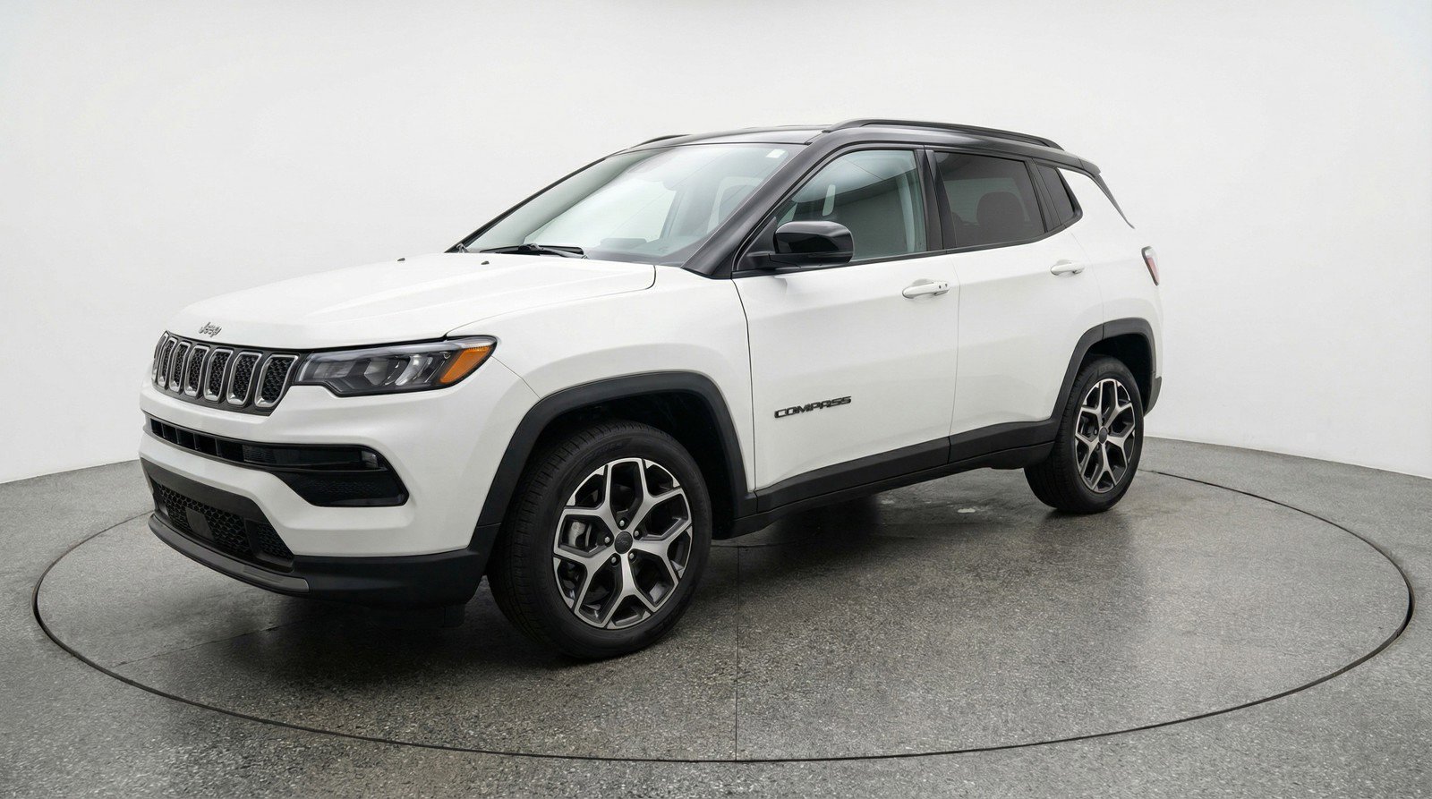 Used 2025 Jeep Compass Limited AWD/4WD image 3