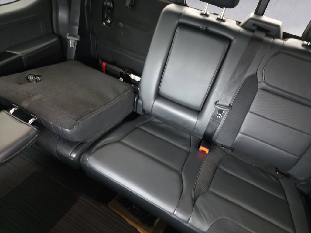 Used 2023 Ford F150 Raptor AWD/4WD image 13