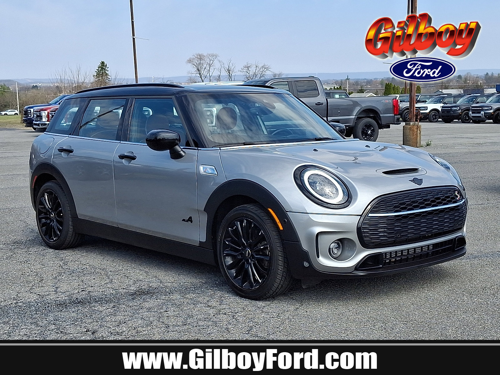 Used 2024 MINI Cooper Clubman S image 1
