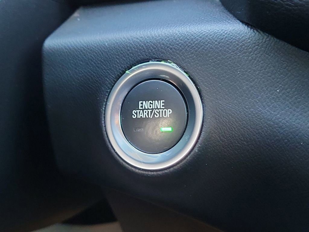 Used 2021 GMC Terrain SLE w/ Driver Convenience Package image 31