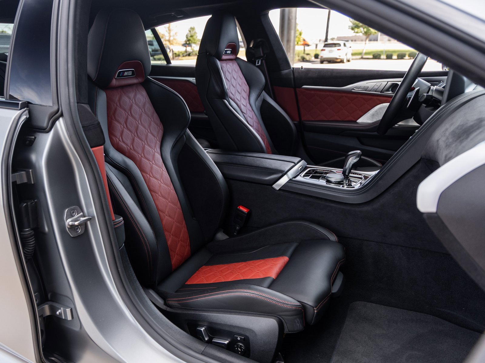 Used 2025 BMW M8 Competition image 44