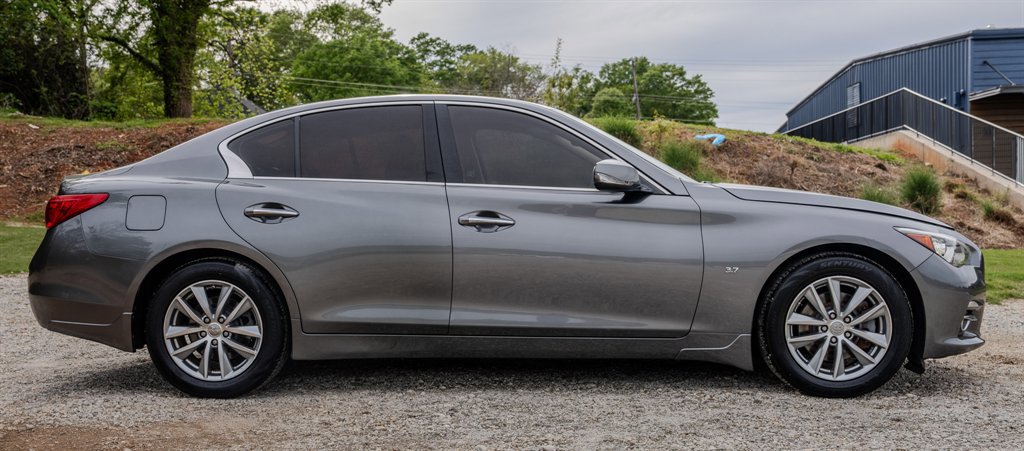 Used 2015 INFINITI Q50 Premium w/ Navigation Package AWD/4WD image 6
