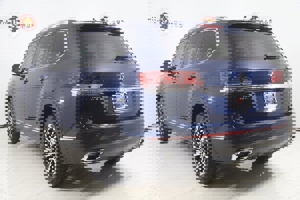 Used 2021 Volkswagen Atlas SEL Premium image 4