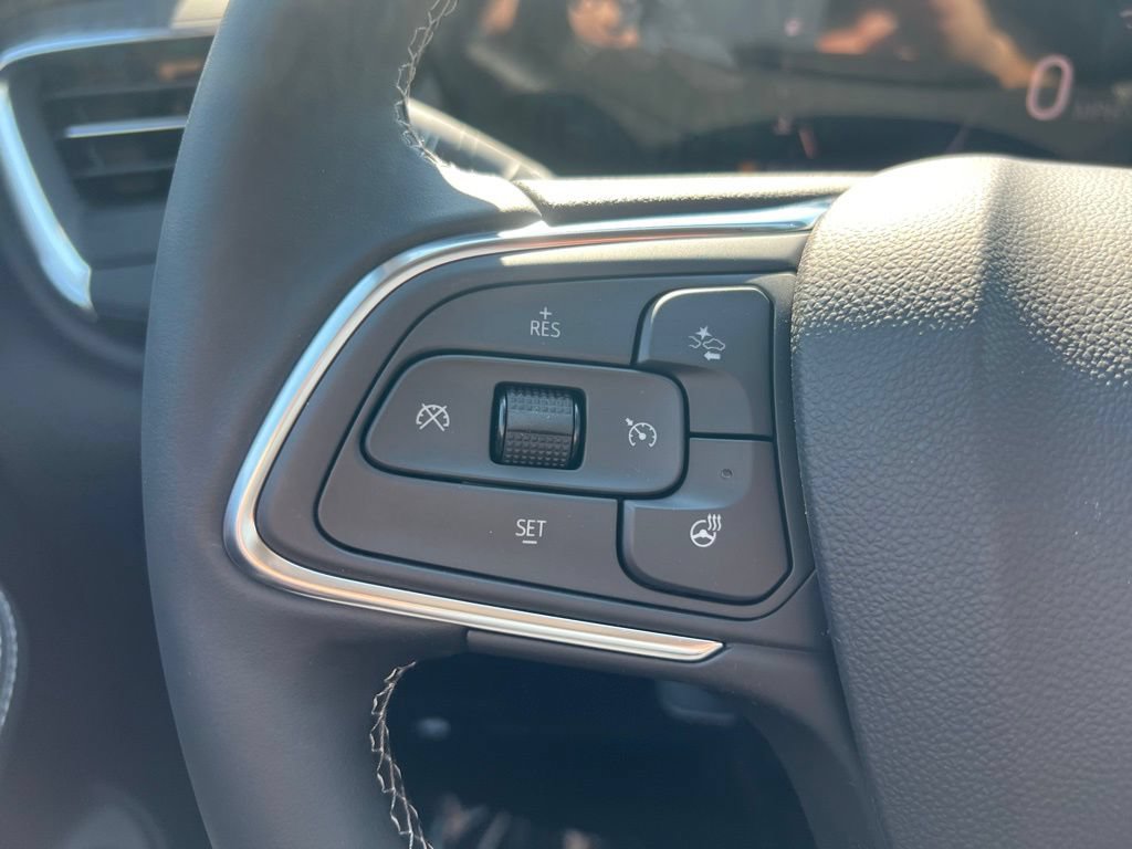 Used 2025 Buick Encore GX Avenir w/ Avenir Technology Package AWD/4WD image 11