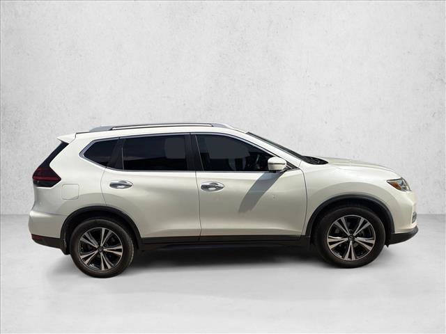 Used 2019 Nissan Rogue SV w/ Premium Package FWD image 6