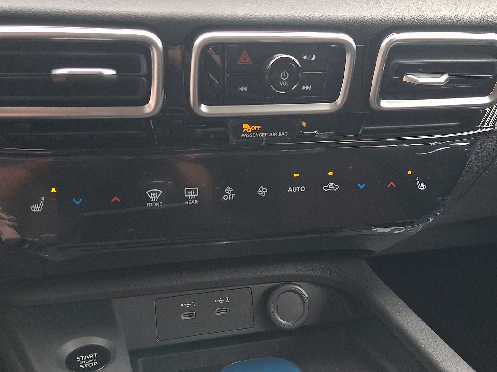 New 2027 Nissan Sentra SR w/ SR All Weather Package FWD image 13