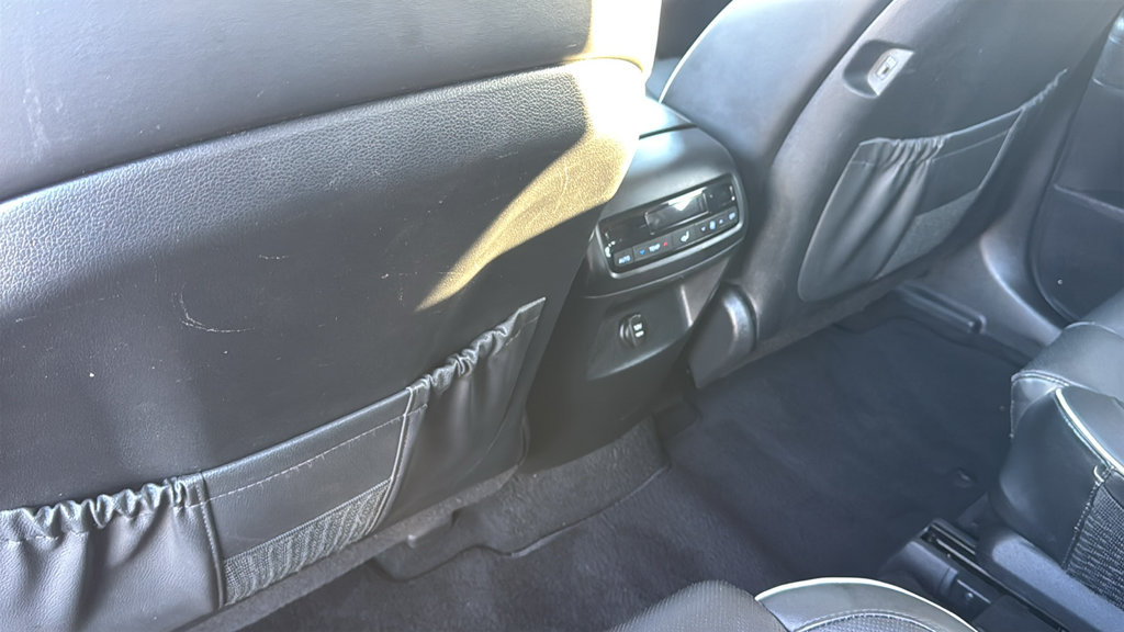 Used 2024 Hyundai Palisade SEL FWD image 33
