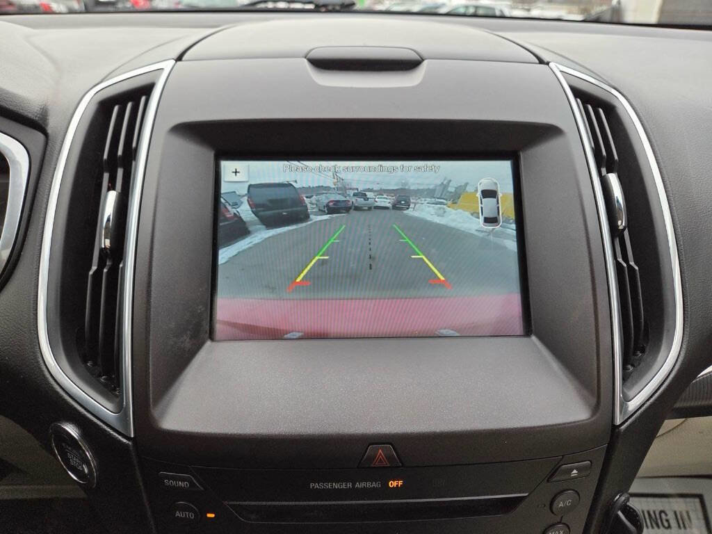 Used 2016 Ford Edge Titanium w/ Technology Package image 35