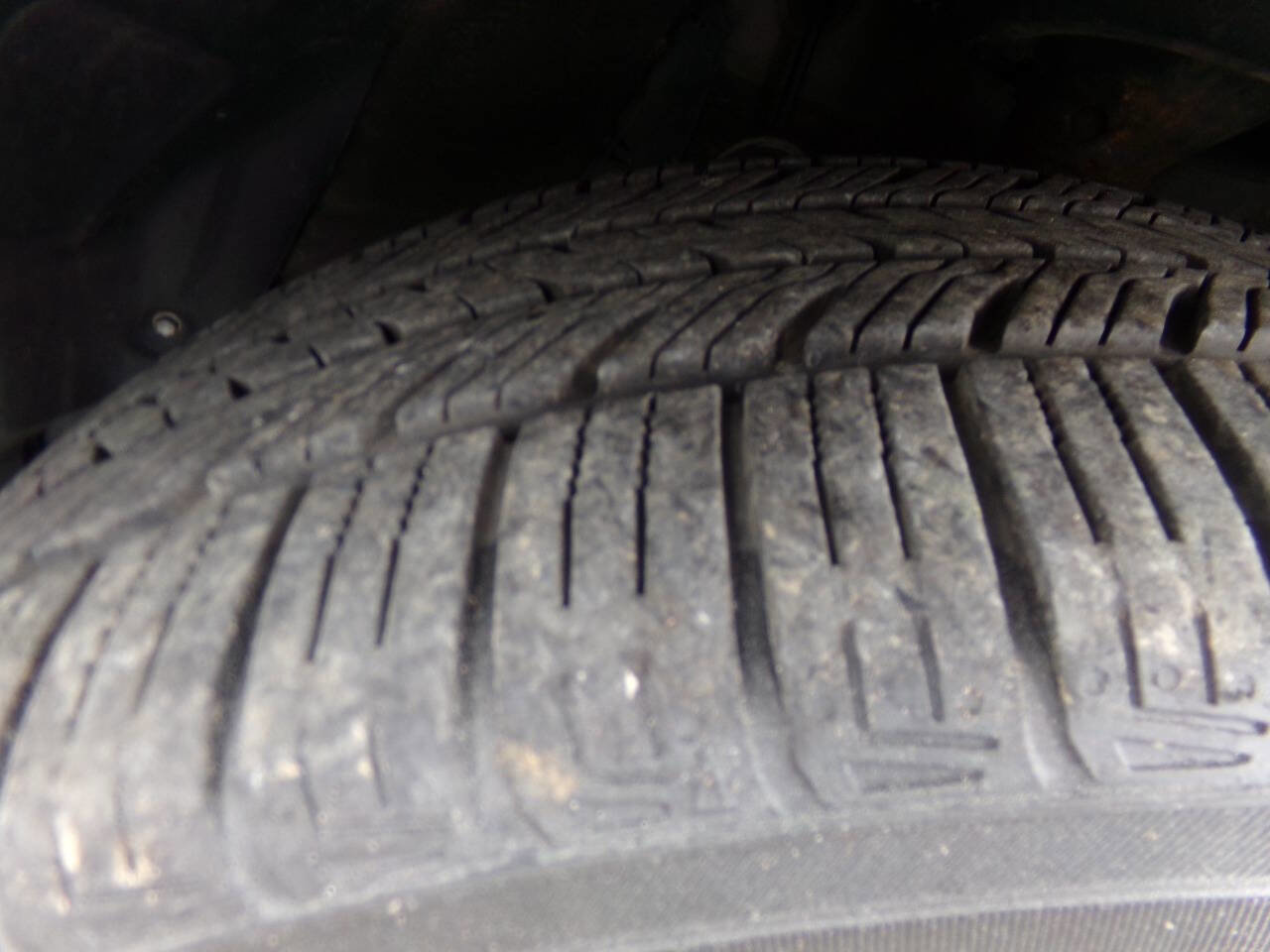 Used 2014 Toyota Avalon XLE Touring image 17