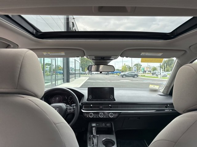 Used 2022 Honda Civic EX image 12