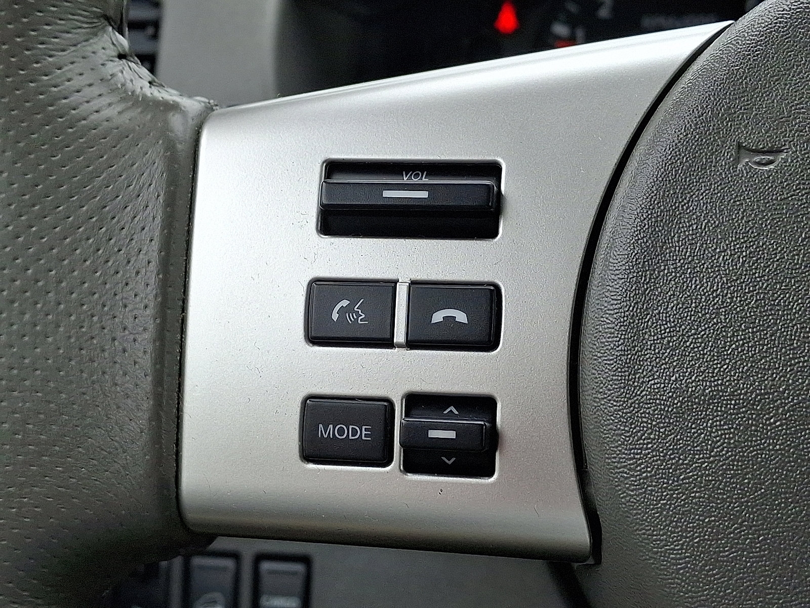 Used 2018 Nissan Frontier SV w/ Value Truck Package AWD/4WD image 23