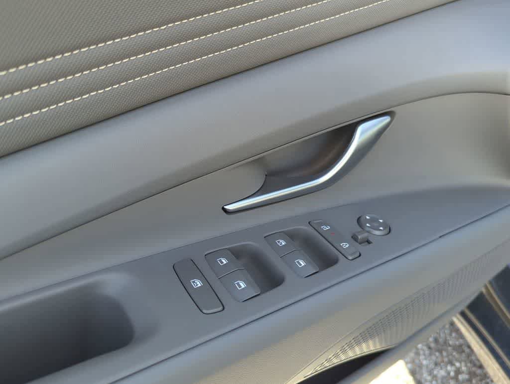 New 2026 Hyundai Elantra Sport image 17