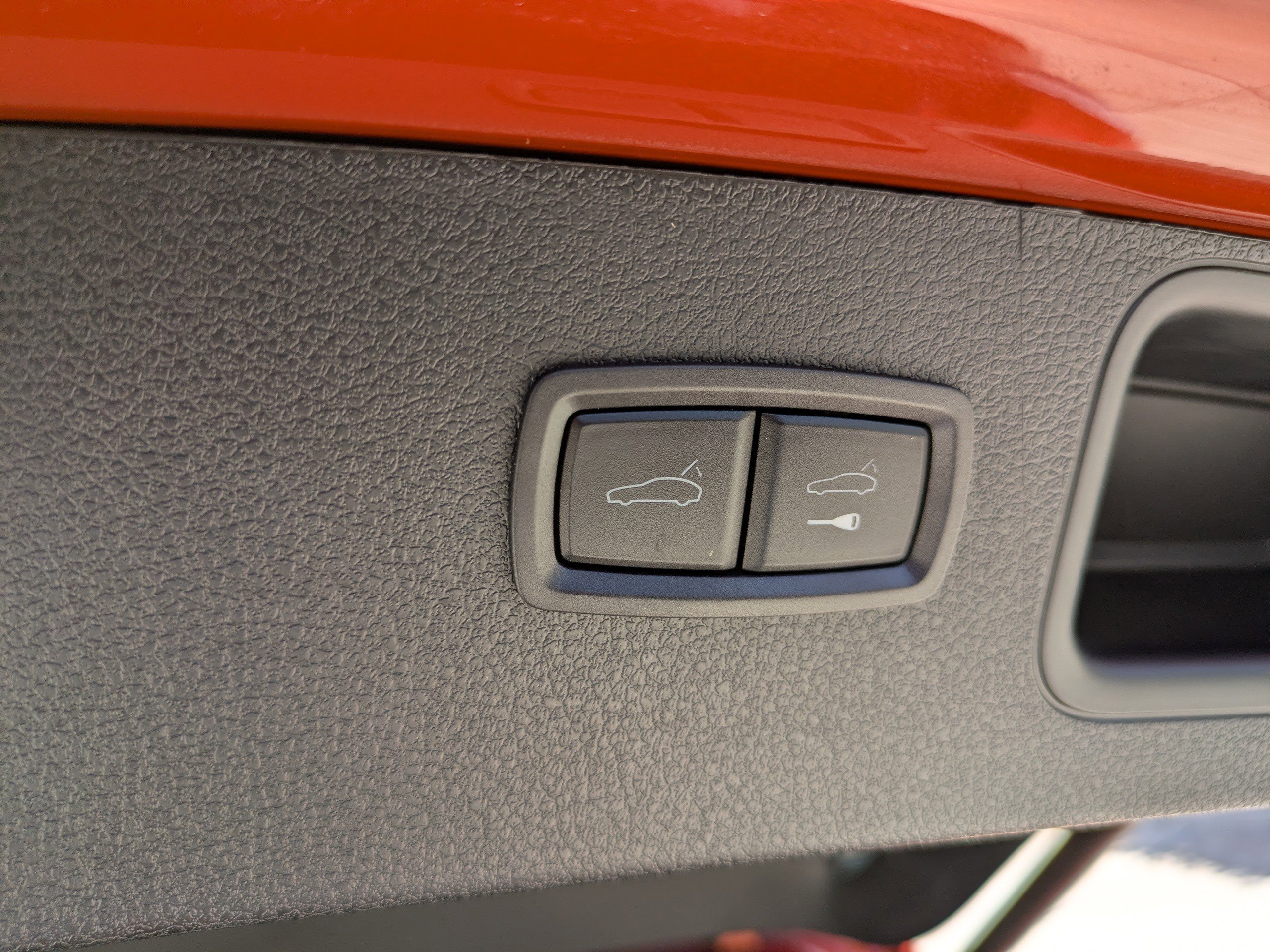 Used 2024 Porsche Macan Turbo image 19