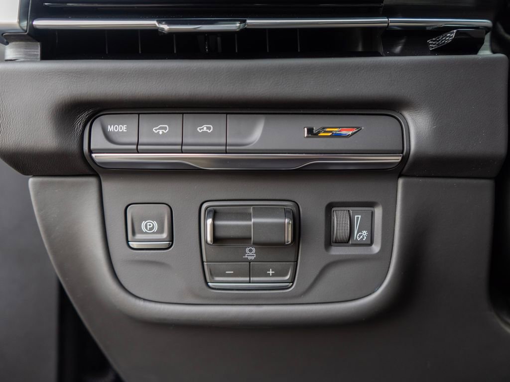 Used 2026 Cadillac Escalade V w/ LPO, ONYX Package image 19