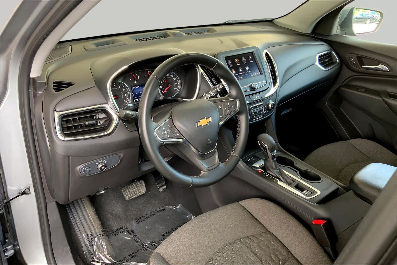 Used 2024 Chevrolet Equinox LT AWD/4WD image 18