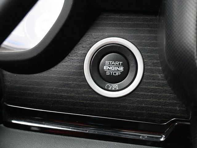 Used 2022 RAM 2500 Limited image 25