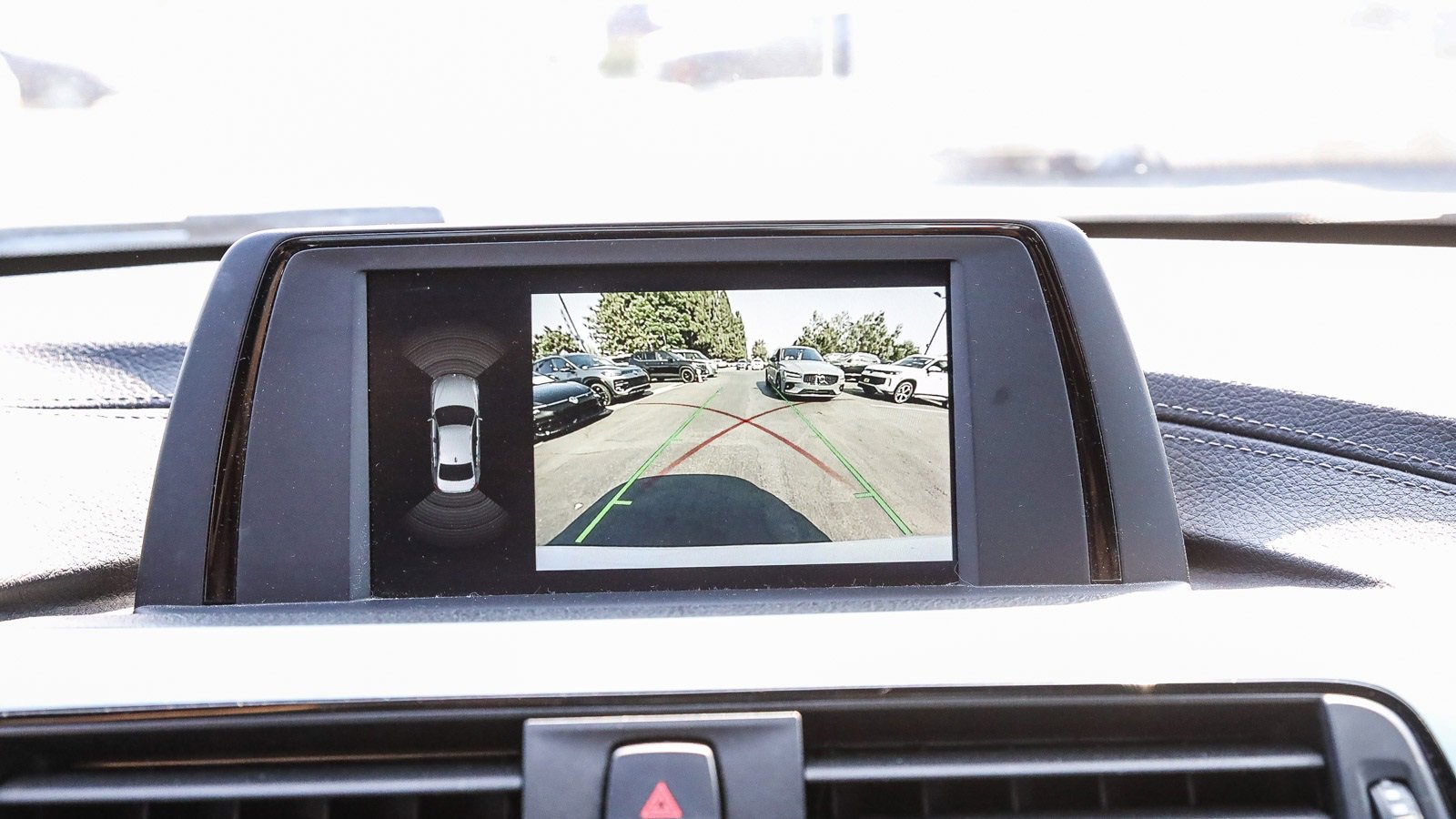 Used 2018 BMW 330e image 25