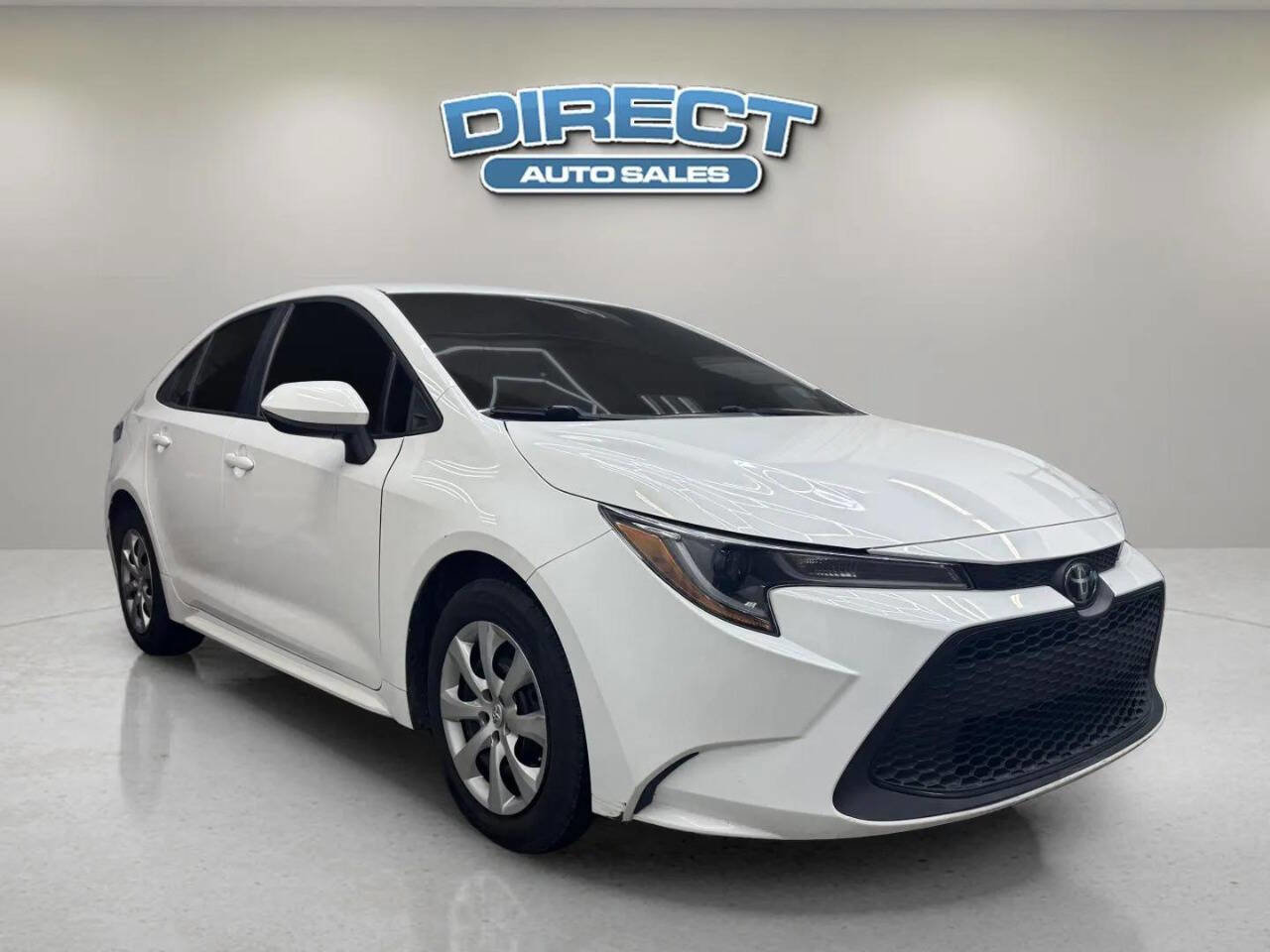 Used 2022 Toyota Corolla LE FWD image 1