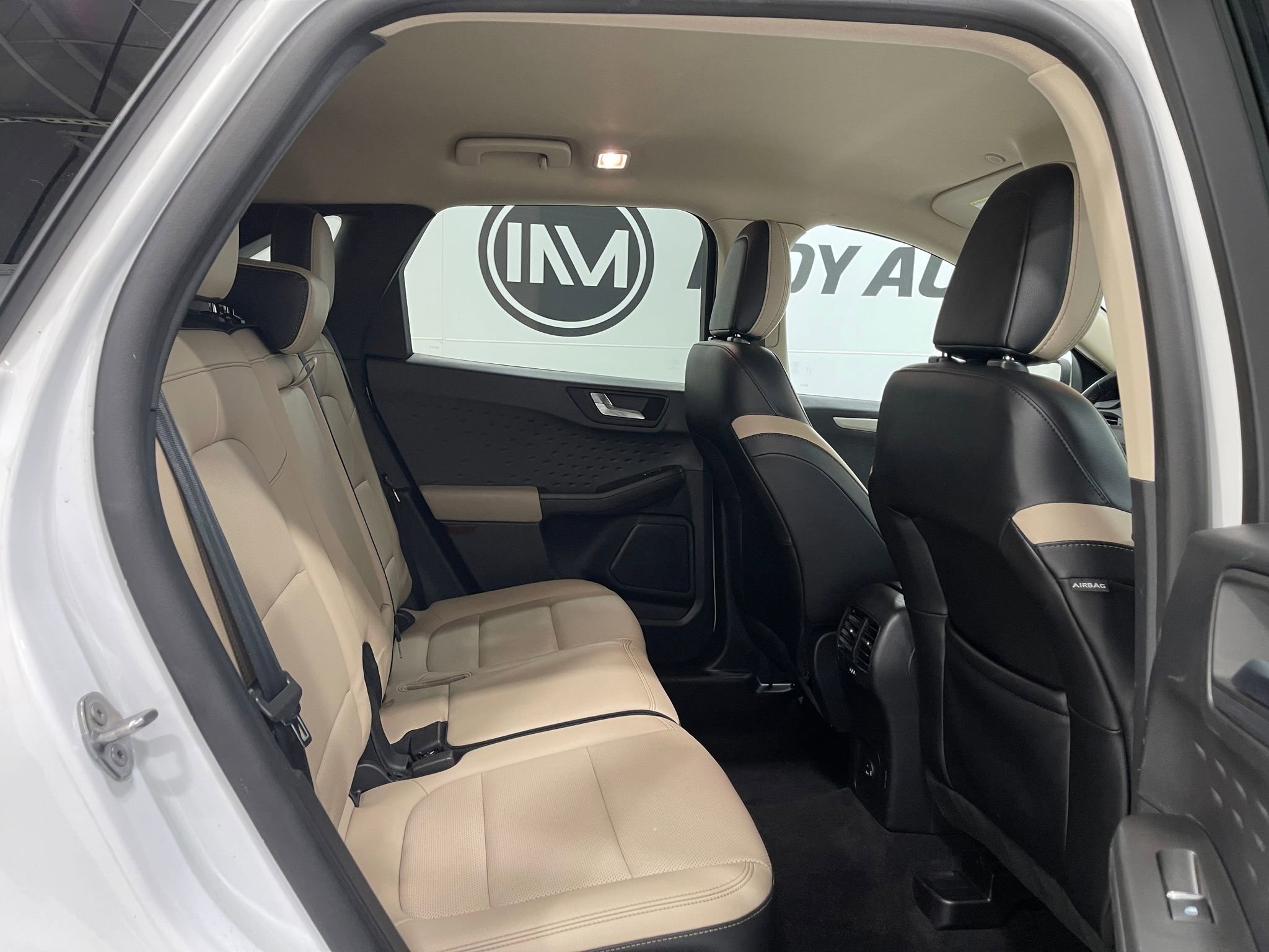 Used 2020 Ford Escape SEL image 30