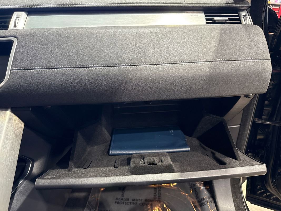 Used 2017 Land Rover Range Rover Evoque SE Premium image 84