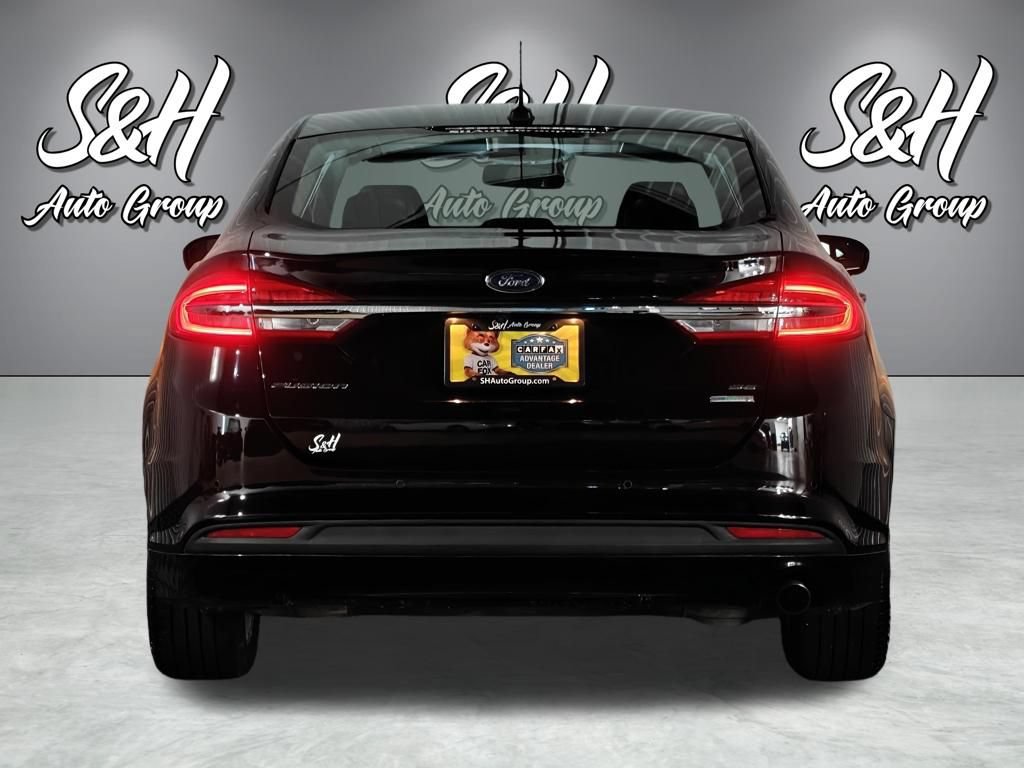 Used 2018 Ford Fusion SE w/ Fusion SE Technology Package FWD image 23