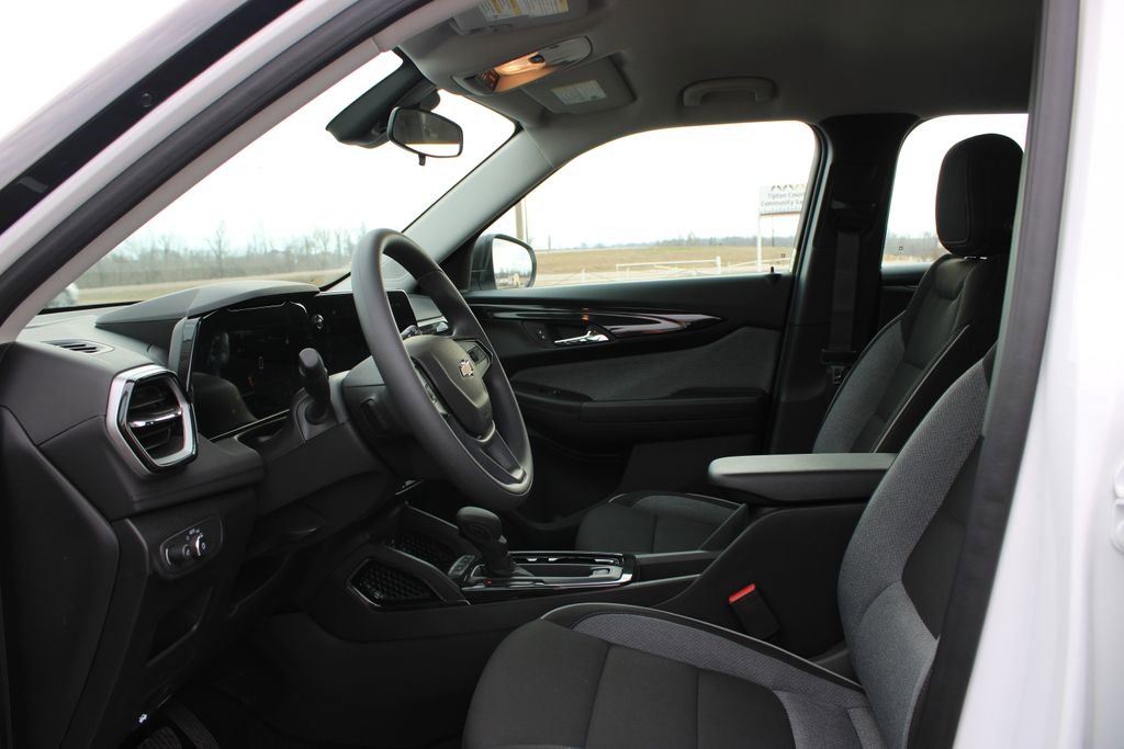New 2026 Chevrolet TrailBlazer LS image 19