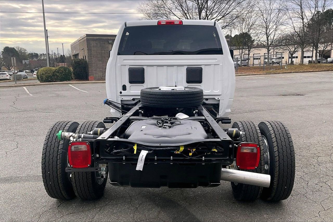 New 2026 RAM 4500 Tradesman w/ Chrome Appearance Group image 24