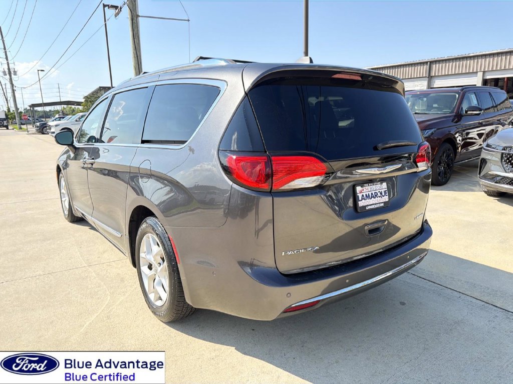 Used 2020 Chrysler Pacifica Limited w/ Advanced Safetytec Group FWD image 8