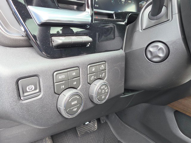 New 2026 Chevrolet Silverado 1500 High Country AWD/4WD image 40
