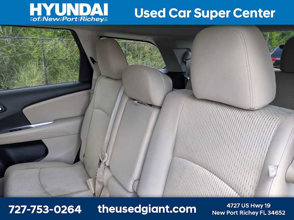 Used 2018 Dodge Journey SXT FWD image 16