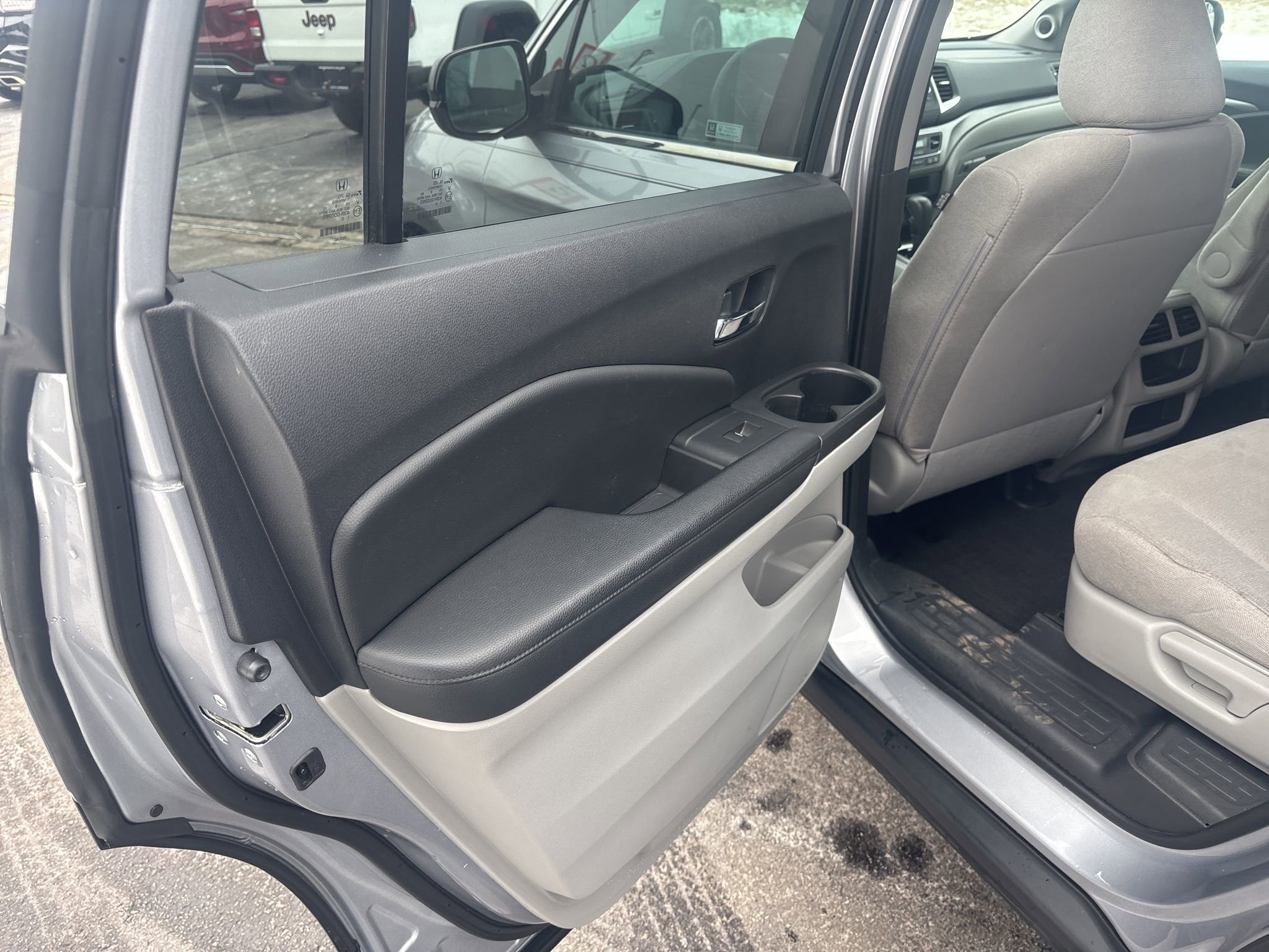 Used 2019 Honda Pilot LX image 21