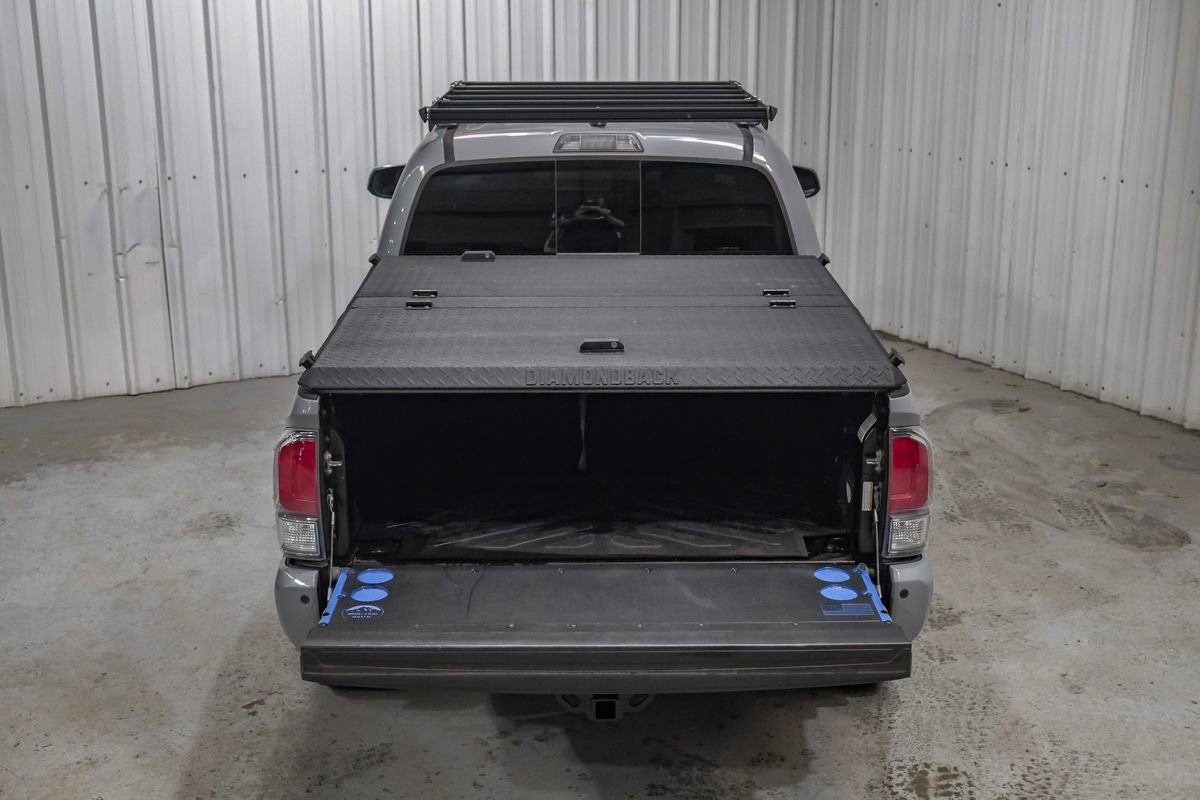 Used 2020 Toyota Tacoma TRD Off-Road w/ Advanced Technology Package image 57