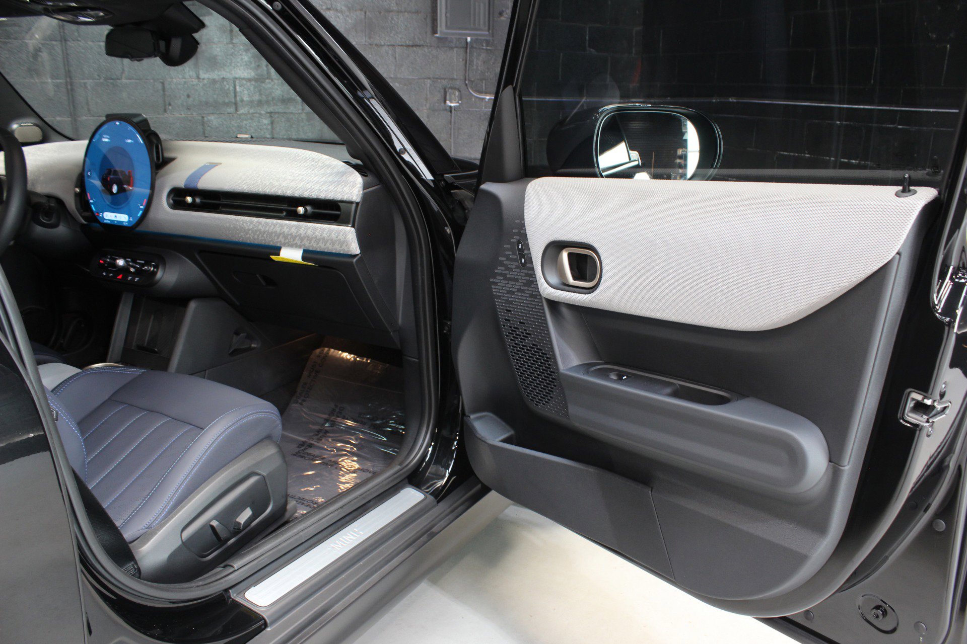 Used 2025 MINI Cooper S image 26