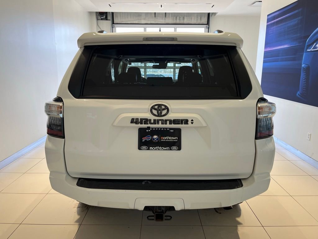 Used 2023 Toyota 4Runner SR5 Premium w/ Moonroof Package AWD/4WD image 8