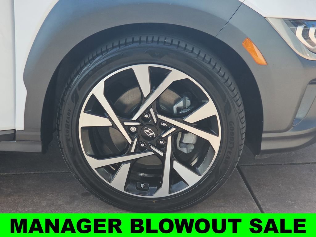 Used 2022 Hyundai Kona Limited image 39