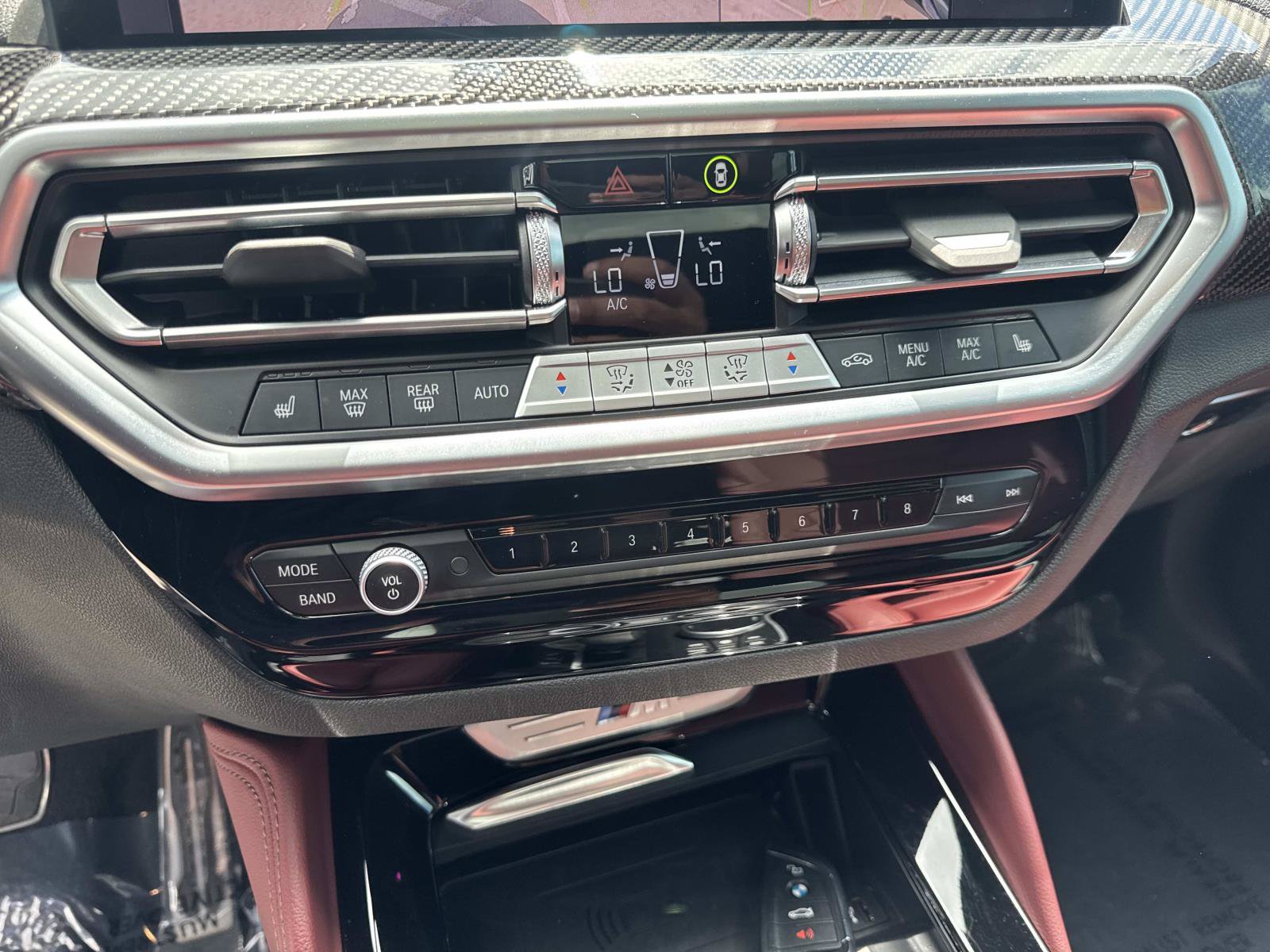 Certified 2024 BMW X4 M40i w/ Premium Package AWD/4WD image 18