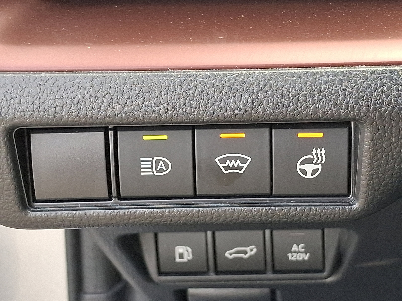 Used 2024 Toyota Prius Prime Premium w/ Advanced Technology Package FWD image 25