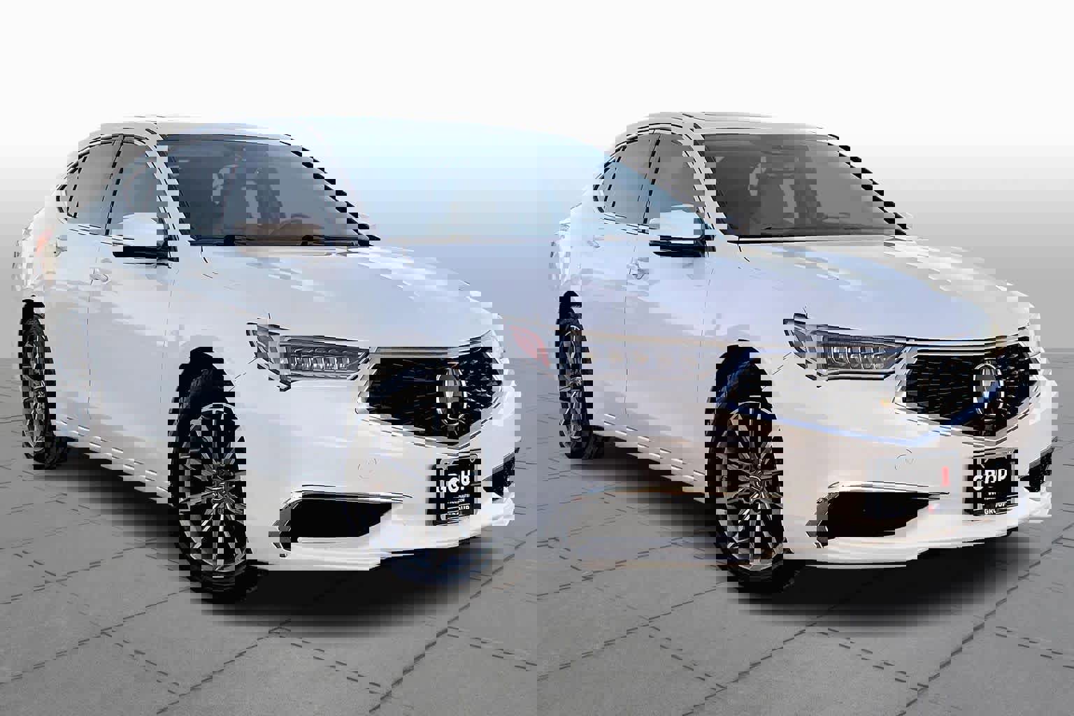 Used 2018 Acura TLX w/ Technology Package image 3