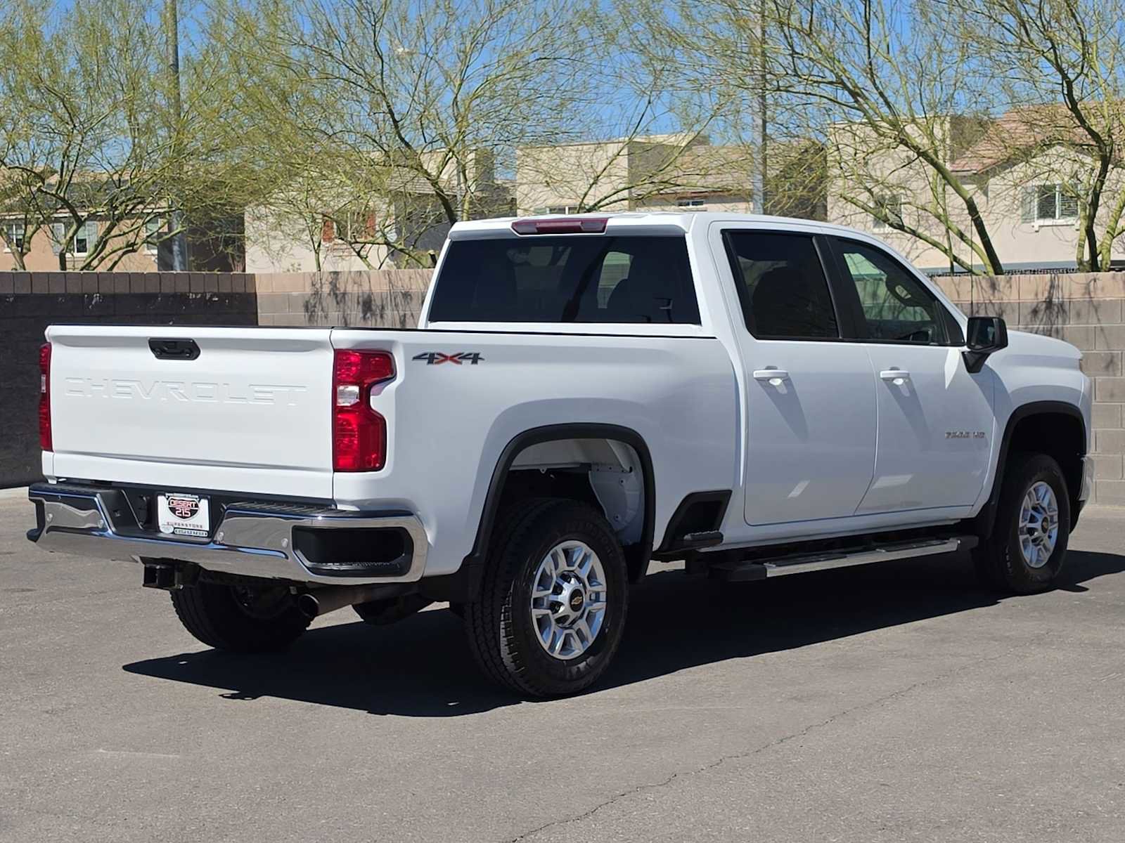 Used 2022 Chevrolet Silverado 2500 LT image 9