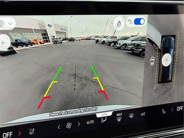 New 2026 Ford Expedition Active image 16