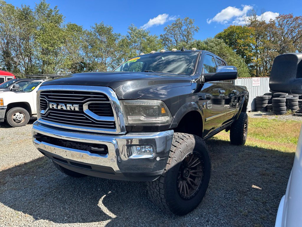 Used 2018 RAM 2500 Longhorn w/ Longhorn Southfork Package AWD/4WD image 4